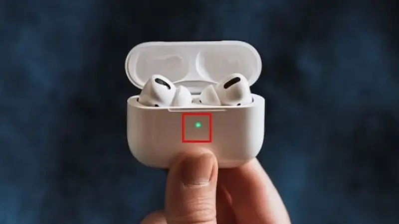 Nguyên nhân khi sạc Airpod đèn có sáng không